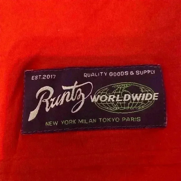 Mens Runtz Shirt/Short Set in Red with blue logo Both pieces are an XL - Picture 5 of 16